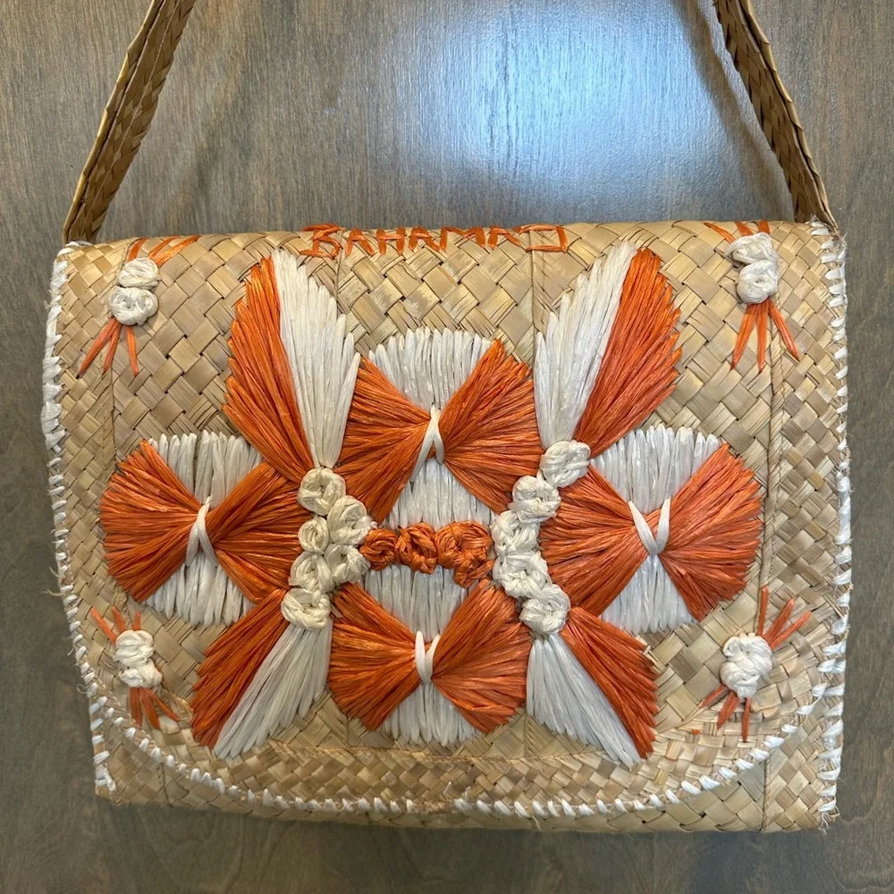 Vintage Bahamas Straw Market Woven Bag with Orange and White Accents - Picture 2 of 6